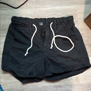 American Eagle Outfitters Black Cargo Shorts